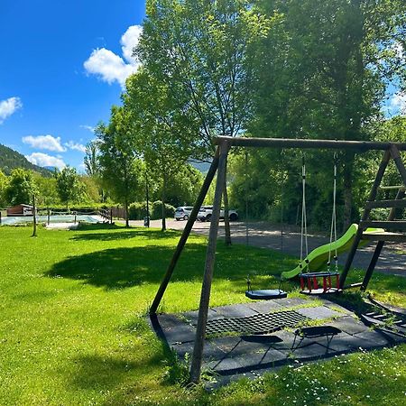 Hostel Backpacker Solopuent Castiello de Jaca Dış mekan fotoğraf